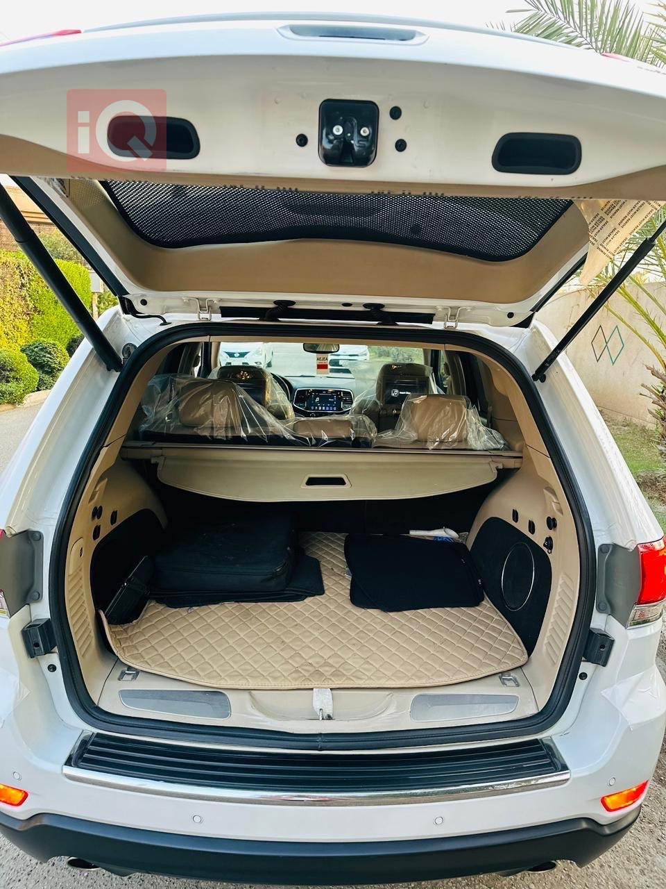 جيب جراند شيروكي